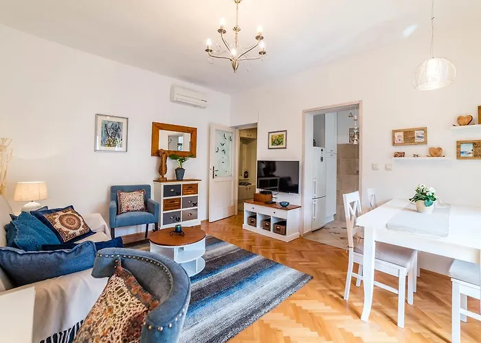 Apartment Aquileia Pula